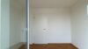 Bezugsfreie Penthousearchitektenwohnung mit großzügigem Balkon - Schlafzimmer/direkter Zugang zum Balkon