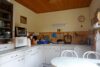 Liebevoll gepflegtes Erholungsgrundstück mit gepflegtem Bungalow in idyllischer Lage - großzügige Küche