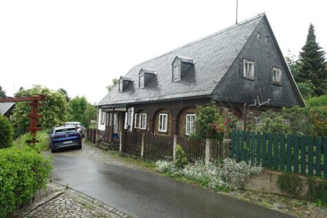 Kleines Umgebindehaus mit historischem Charakter, 02727 Neugersdorf, Haus