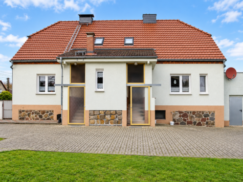 Zwei Doppelhaushälften zum Preis von Einer, 03159 Neiße-Malxetal, Haus